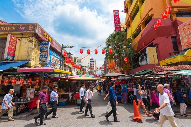 10 – Explore the vibrant Chinatown