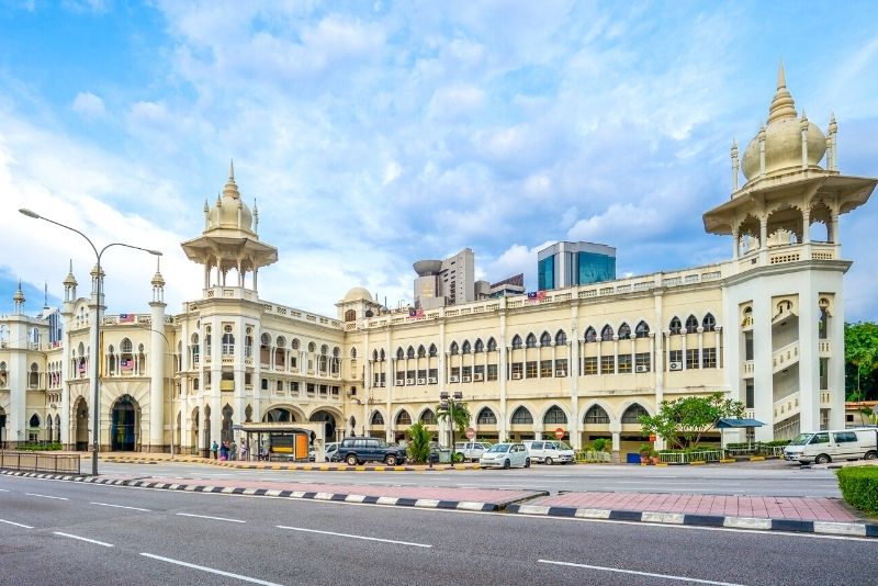 41 – Discover why the Kuala Lumpur Railway Station is a famous landmark